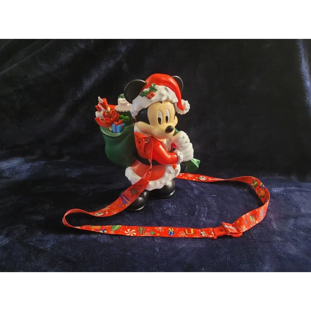 2025 Disneyland Mickey Mouse Santa Sipper Cup Holiday Collectible